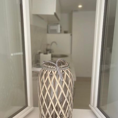Grand Studio Neuf A 50 M Du Port Saint-Tropez Luaran gambar