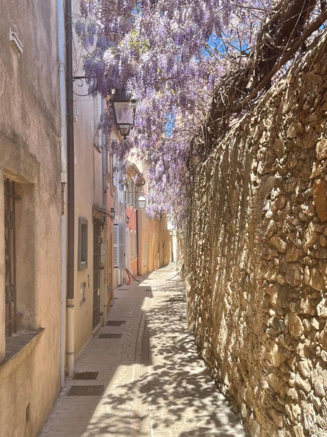 Grand Studio Neuf A 50 M Du Port Saint-Tropez Luaran gambar